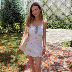 White Floral Pacsun Mini Dress!